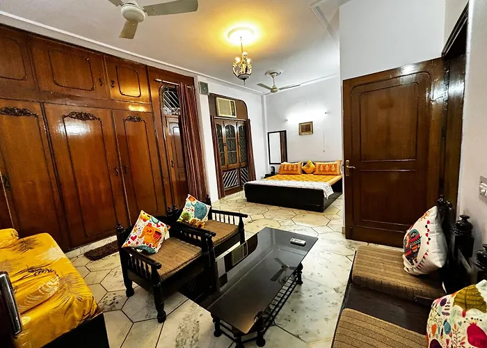 Tatvamasi Homestay